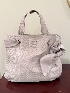 Vintage Furla Light Pink Snakeskin Embossed Leather